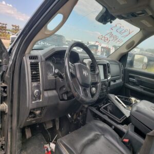 2014 RAM 1500 4X4 Interior